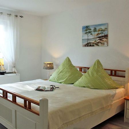 Zur Alten Boddenfischerei Ferienwohnung Zander Neuendorf Heide Bagian luar foto